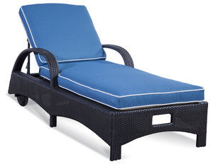 Brighton Pointe 425 Outdoor Chaise Lounge (Made to order performance fabrics)