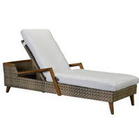 Chaise Lounge