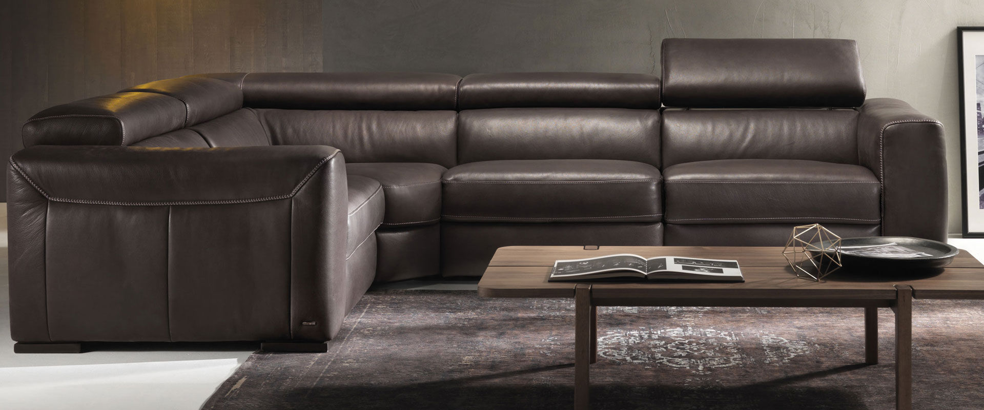 amalfi leather sectional sofa with chaise