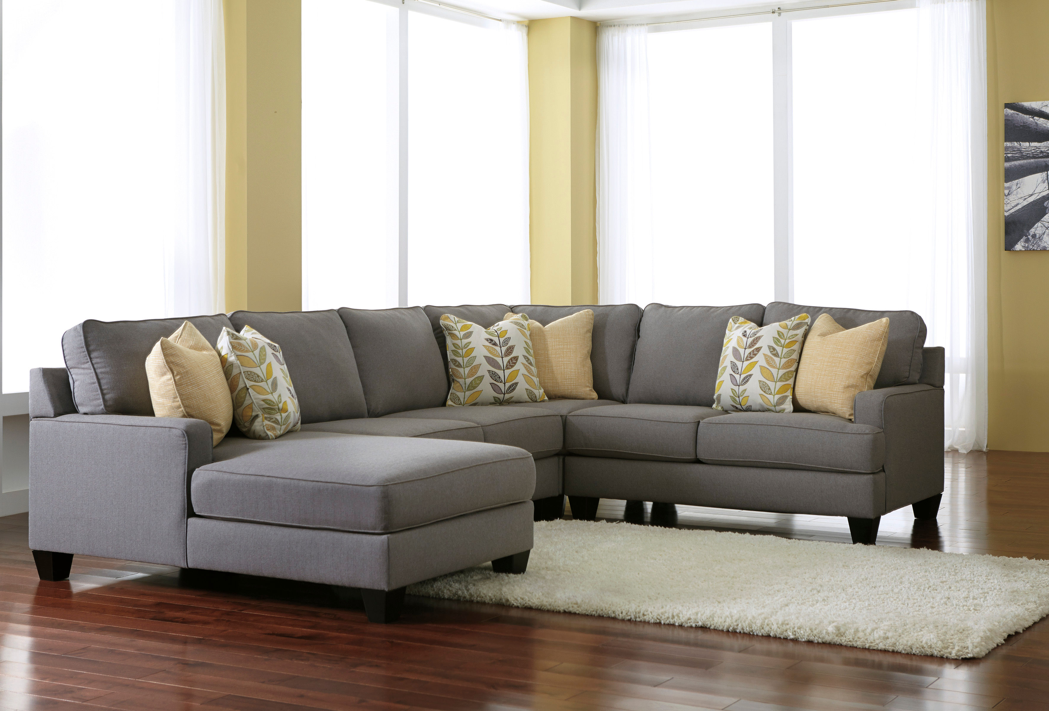 Chamberly 3 store piece sectional