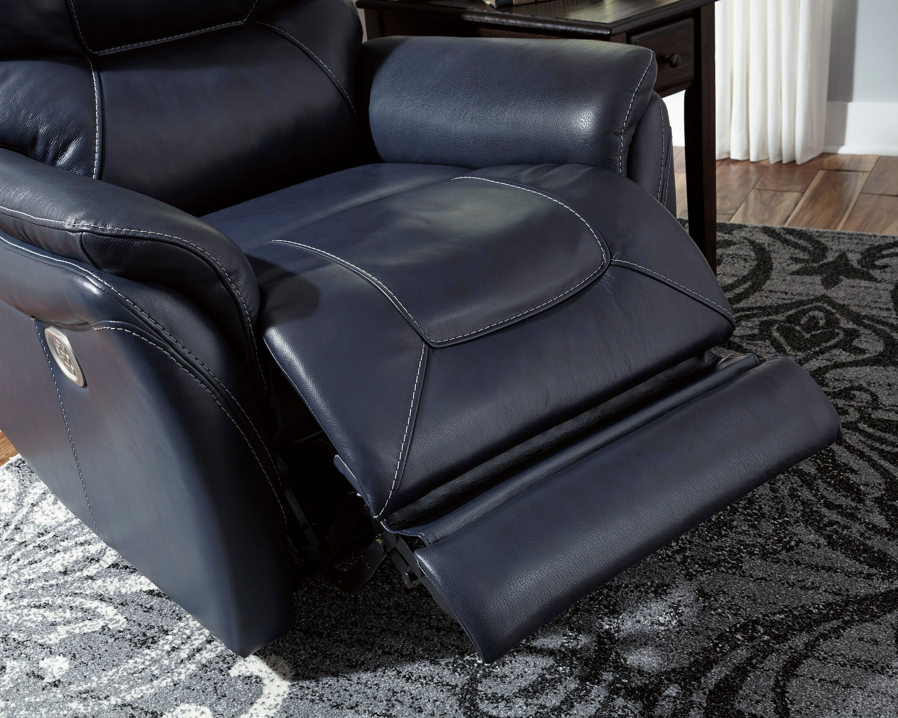Stolpen 56504 Leather Power Recliner with Power Headrest