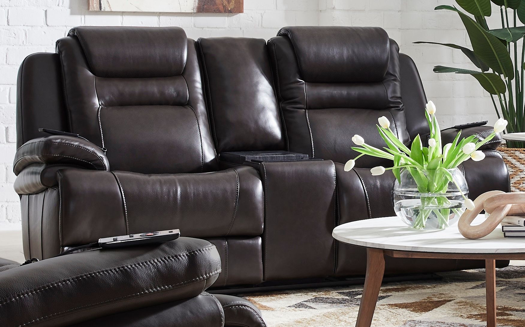 Keaton 473 Zero Gravity Triple Power Reclining Console