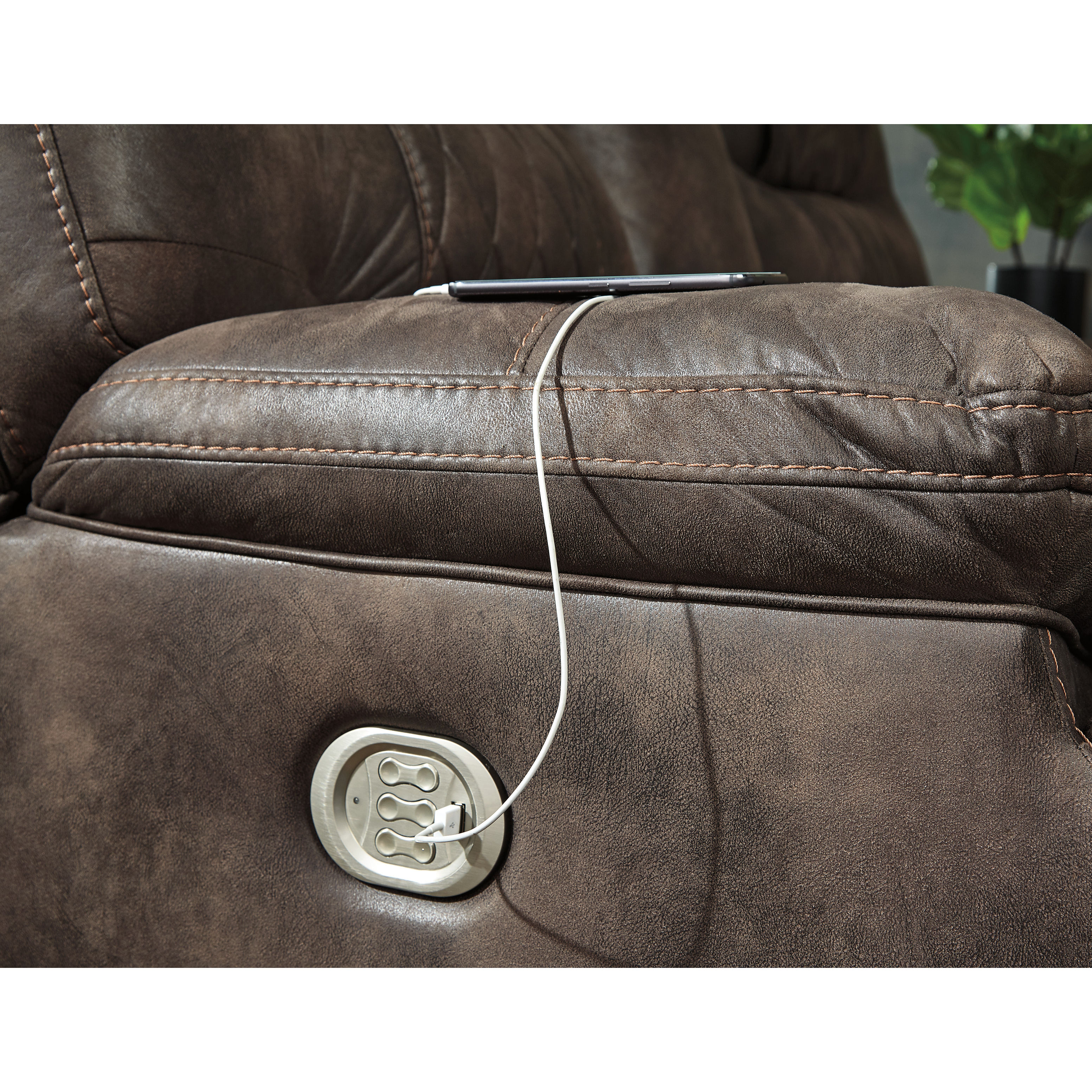 ミクリーナ Welsford 54303 Power Headrest Power Reclining Sofa | Sofas and