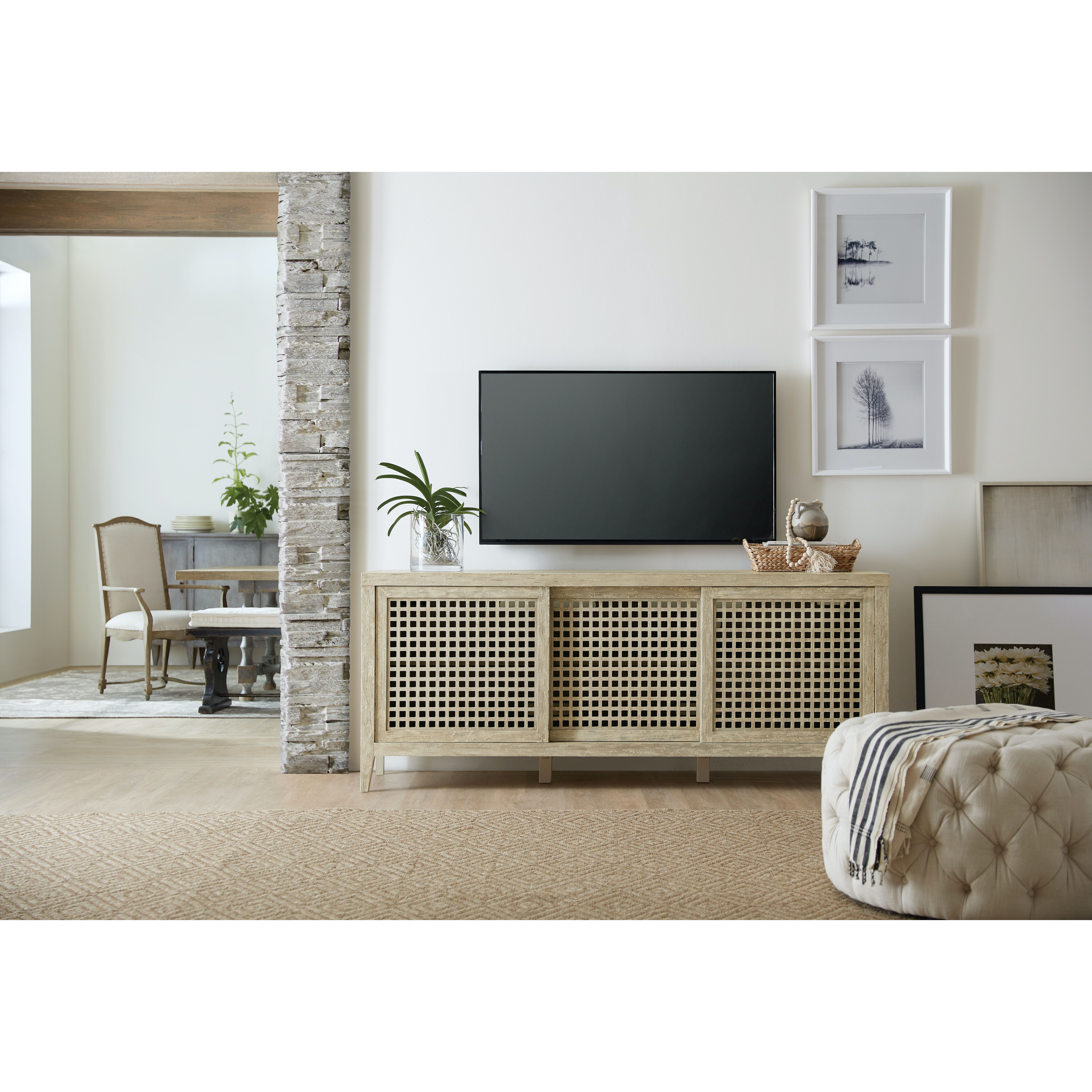 Hooker Furniture Ciao Bella Entertainment Console - Thumbnail 2