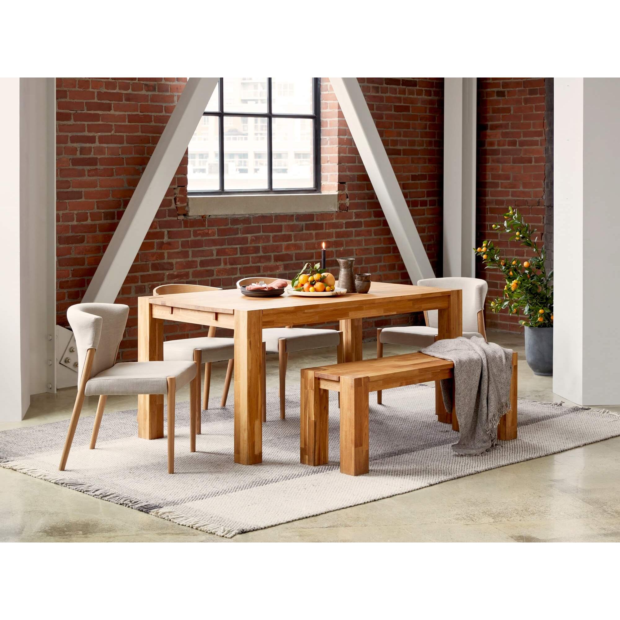 EQ3 Harvest Dining Table - Thumbnail 3