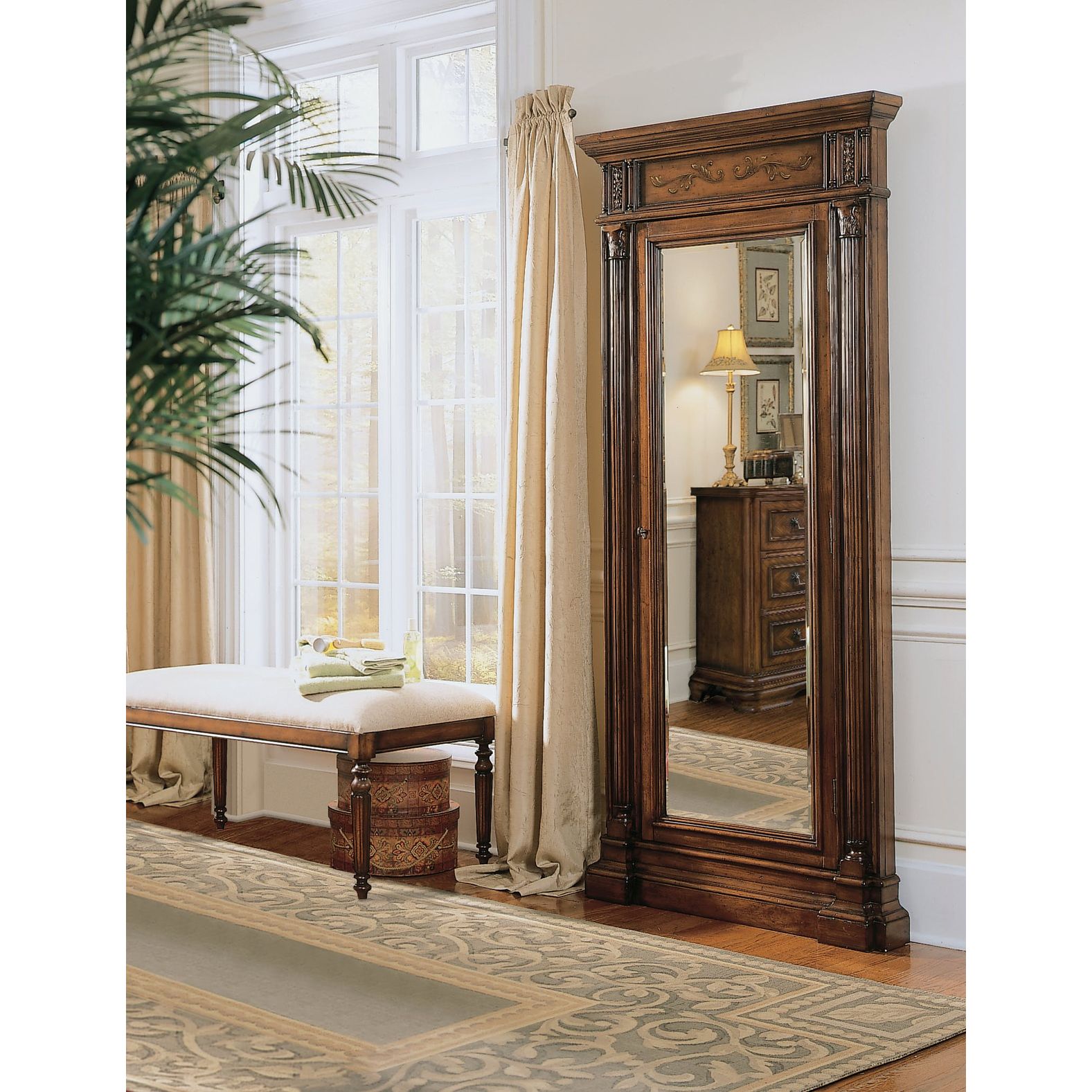 Hooker Furniture Accents Floor Mirror w/Jewelry Armoire Storage | Sofas